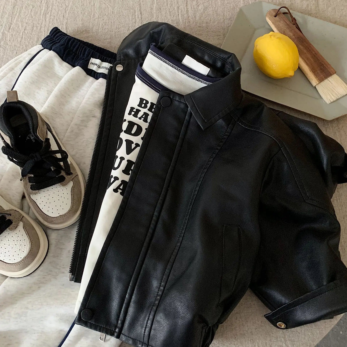 Children Leather Jacket 2026 Autumn and Winter New Product Cool Splicing Jacket Thick Top Fashionable Daily Versatile