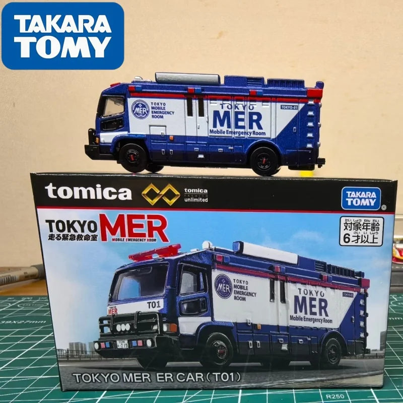 Takara Tomy Tomica 1/64 Kids Toys  Alloy Car Model Tokyo Mobile Emergency Room Ambulance  Ornaments  Toy Gifts for Boy