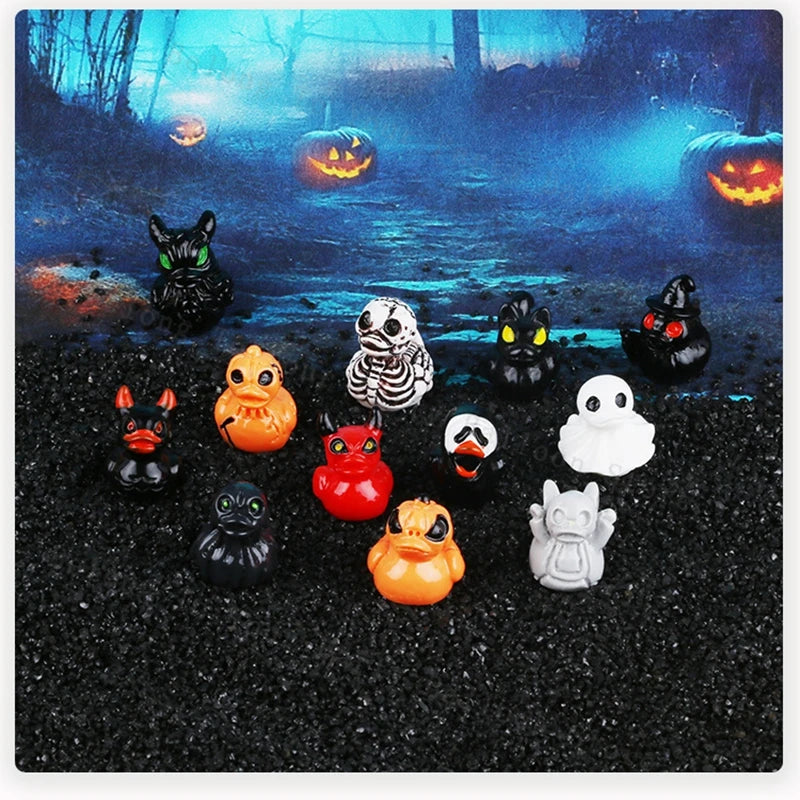 Halloween Mini Figurines Resin Halloween Ducks Ghost Miniatures Figurines Bulk for Garden Fairy Micro Landscape Home DIY Decor