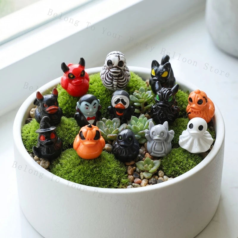 Halloween Mini Figurines Resin Halloween Ducks Ghost Miniatures Figurines Bulk for Garden Fairy Micro Landscape Home DIY Decor