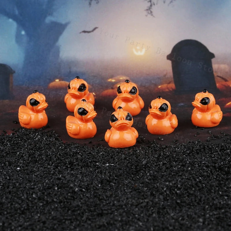 Halloween Mini Figurines Resin Halloween Ducks Ghost Miniatures Figurines Bulk for Garden Fairy Micro Landscape Home DIY Decor