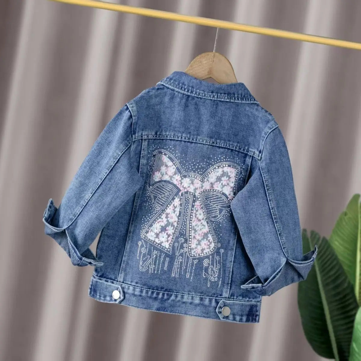 Kids Denim Jacket New Spring Autumn Girls Fashion Bow Bright Diamond Design Lapel Jean Coat Children Outerwear Clothing 2-12 Yrs